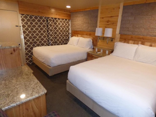 Canyon Lodge Motel image 34