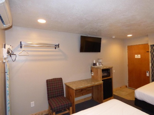 Canyon Lodge Motel image 42